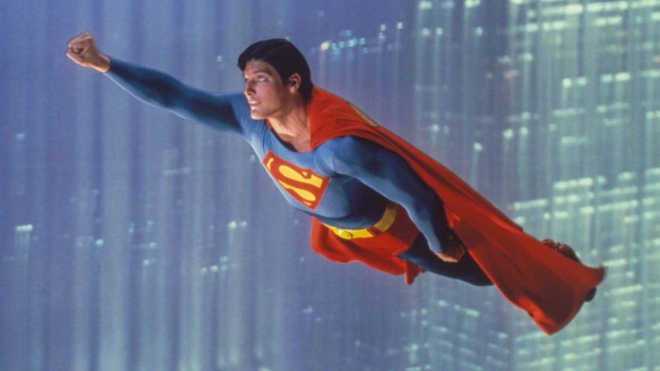 "Para ser Supermán hay que saber volar"