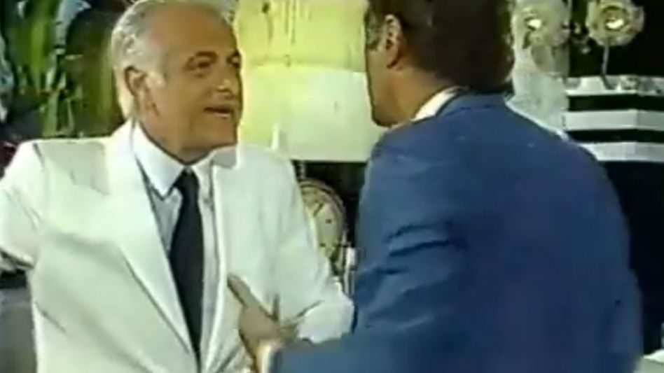 ¡Mirá quien vino Pedro!
