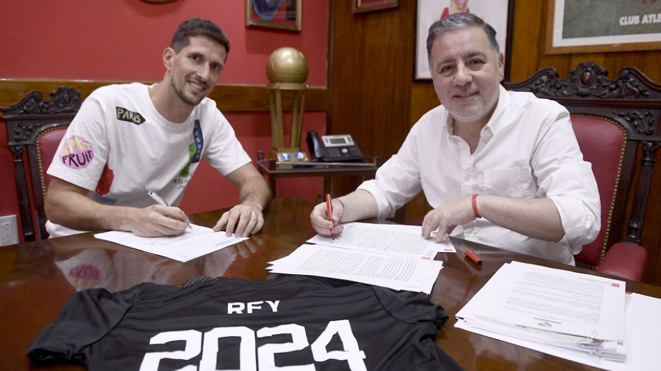 Firmó Rey