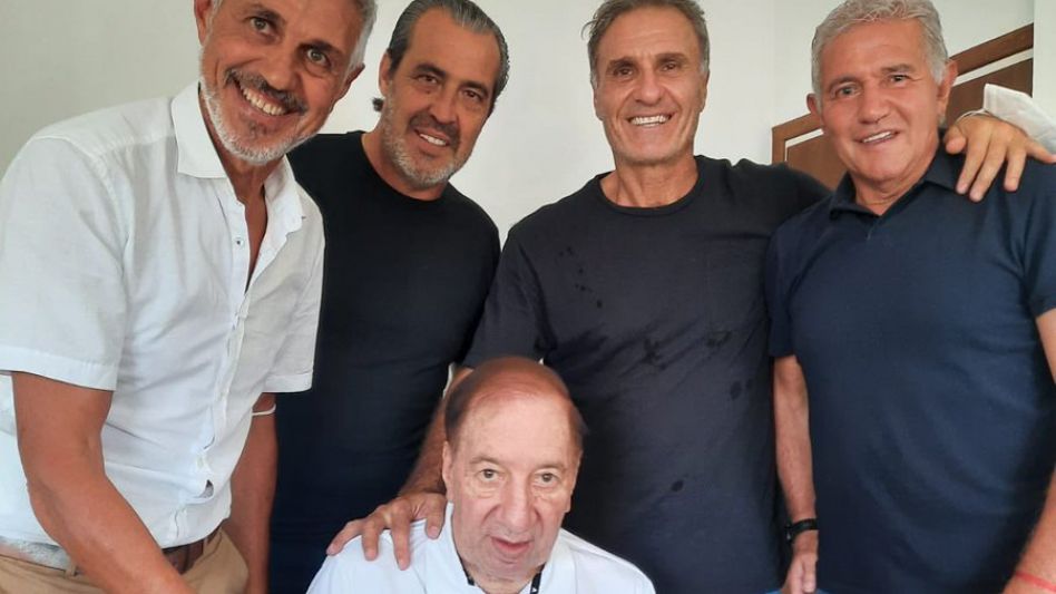 No dirige hace años y es candidato