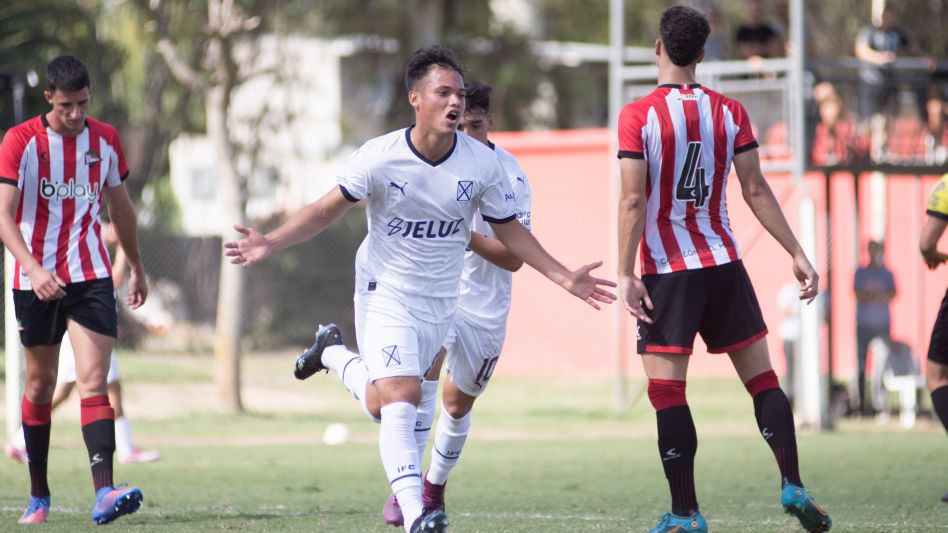 El golazo de Lobo en reserva