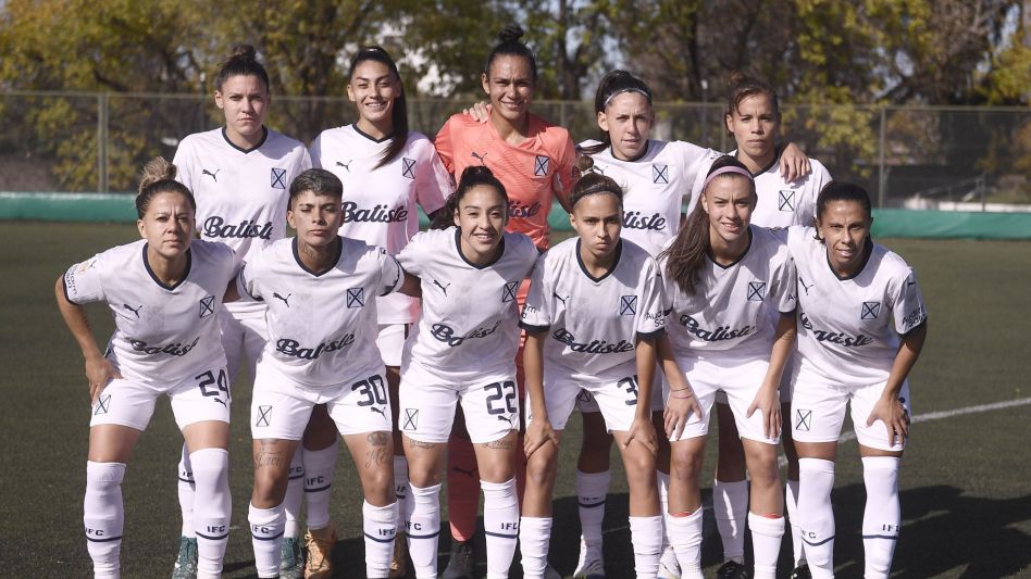 Con las chicas también 