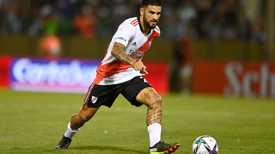 Entre el Rojo y el Canalla