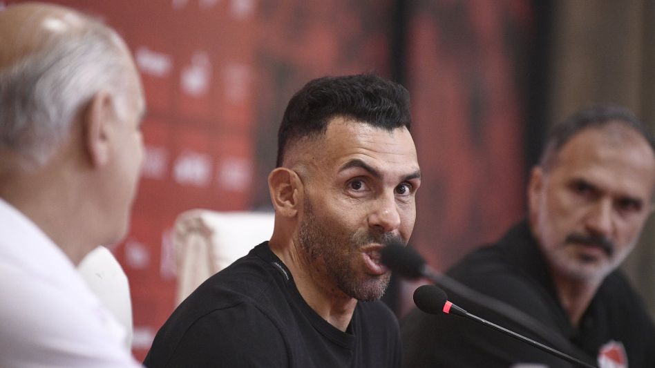 Tevez firmó hasta 2026