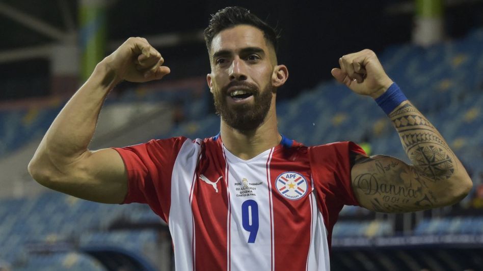 "Por todo con el Rey de copas"