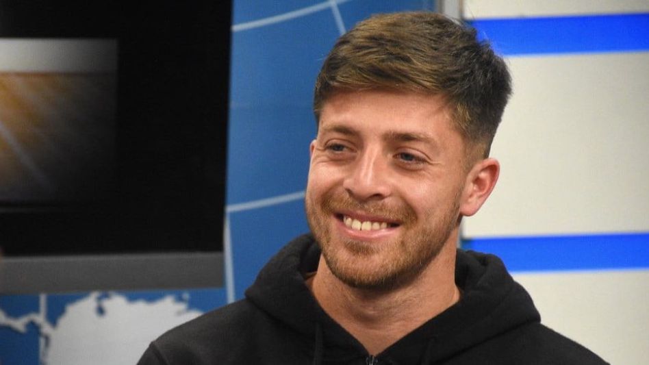 Firmó y se entrenó