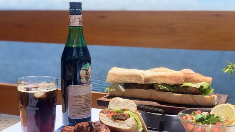 Sandwich y fernet