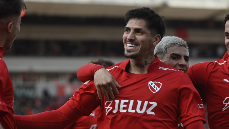 Volvió a sumar de a tres