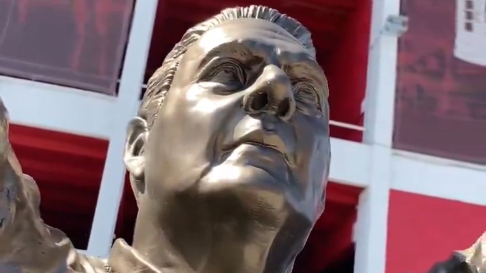 Santo homenaje