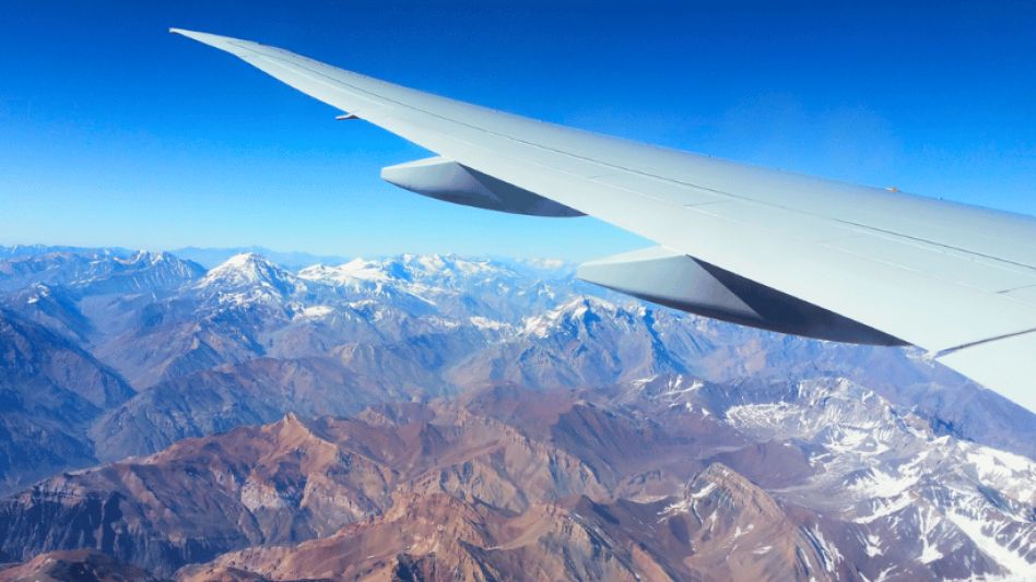 En un solo avión 