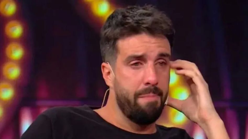 Azzaro lloró por el penal